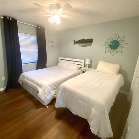 Beautiful Beachfront-Oceanfront First Floor 2Br 2Ba Condo In Cherry Grove, North Myrtle Beach! Renovated With A Fully Equipped Kitchen, 3 Separate Beds, Pool, Private Patio & Steps To The Sand! 외부 사진