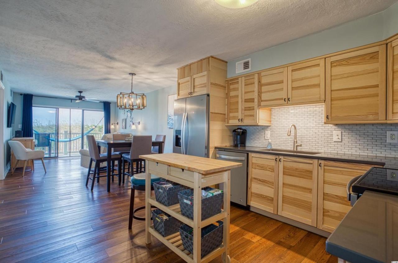 Beautiful Beachfront-Oceanfront First Floor 2Br 2Ba Condo In Cherry Grove, North Myrtle Beach! Renovated With A Fully Equipped Kitchen, 3 Separate Beds, Pool, Private Patio & Steps To The Sand! 외부 사진